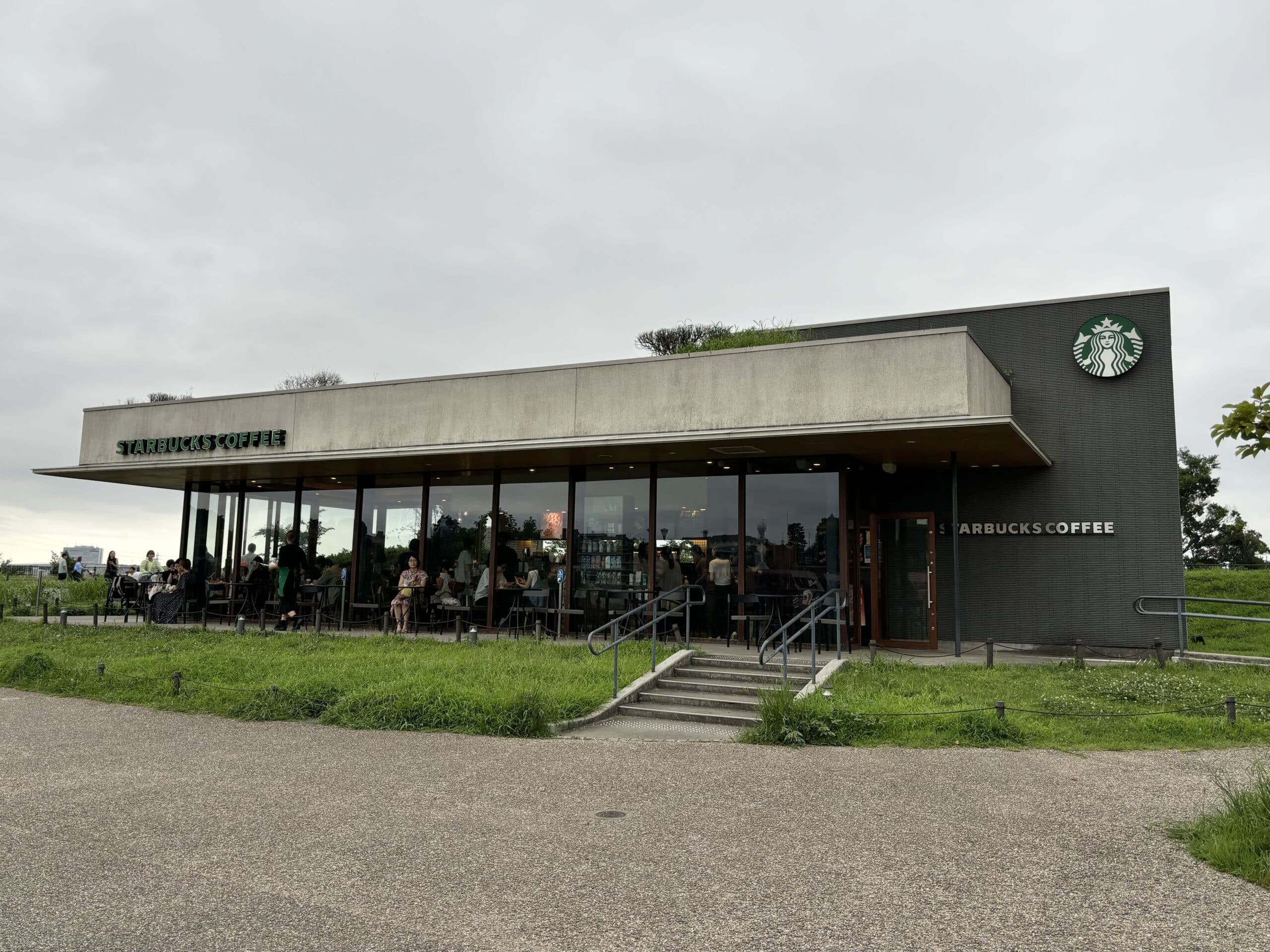 スターバックス二子玉川公園店 - スタバ電源検索